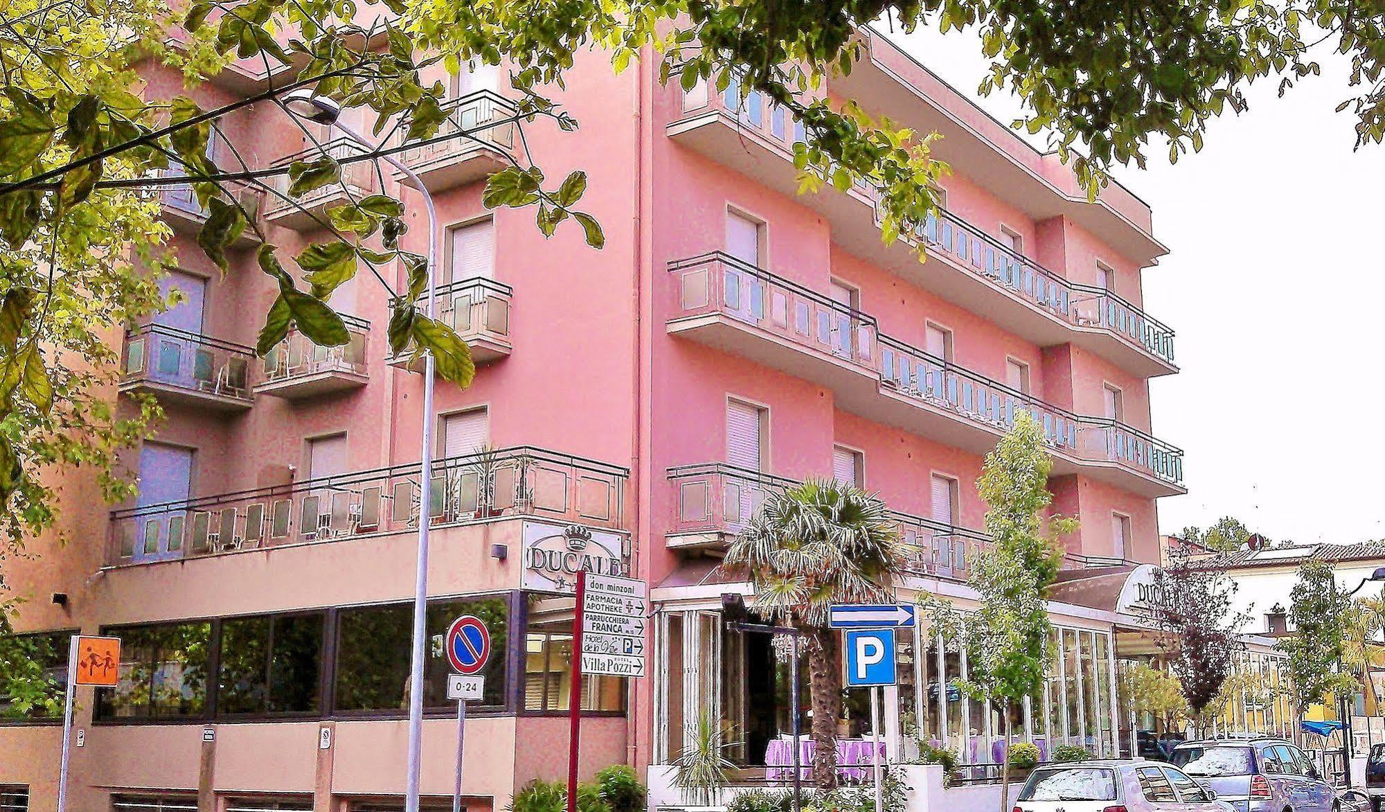 Hotel Ducale Cattolica Exterior photo